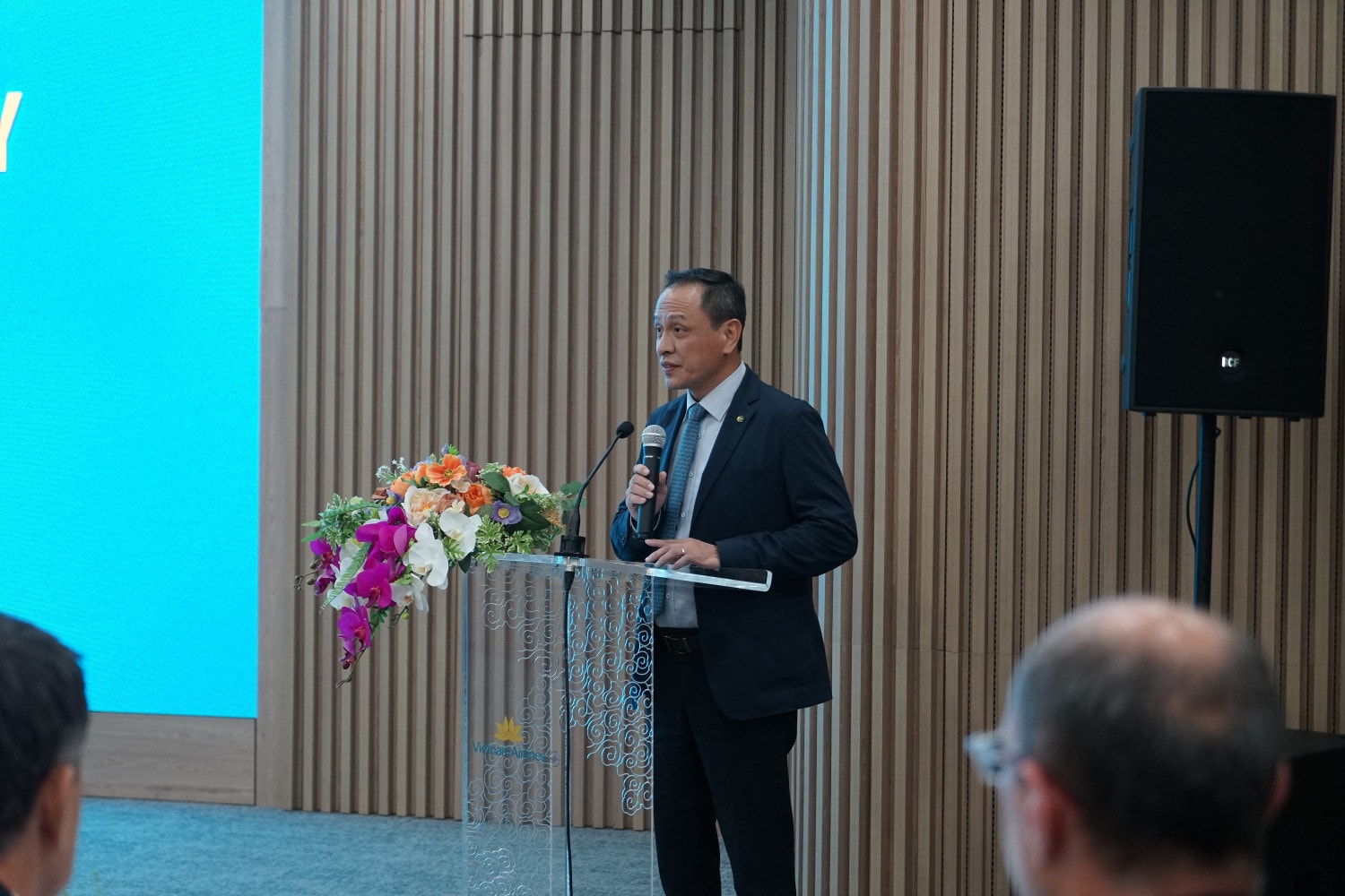 anh-2-ong-le-hong-ha-tong-giam-doc-vietnam-airlines-phat-bieu-tai-su-kien-anh-vna.jpg