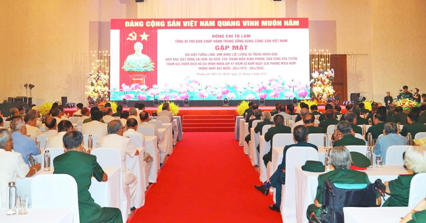 Quang cảnh buổi gặp mặt. Ảnh: Hoa Lê