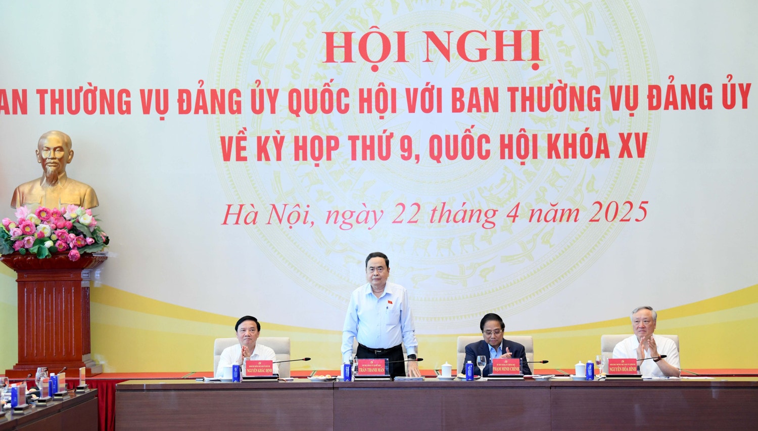 chu-tich-qh-tran-thanh-man-du-hoi-nghi.jpg
