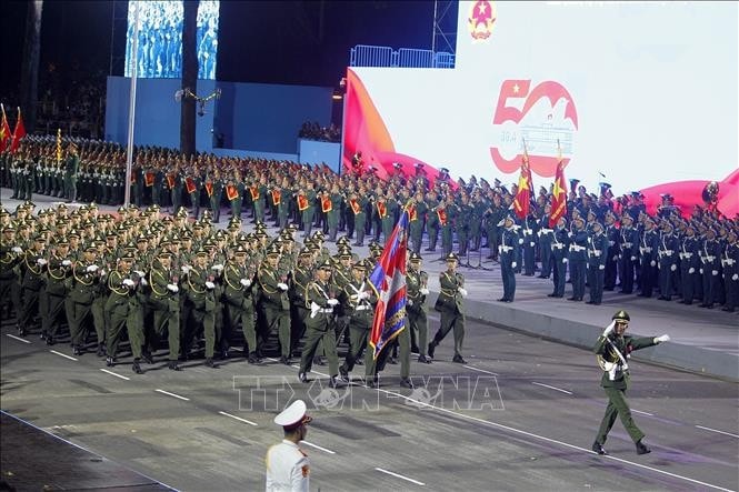 Lực lượng Quân đội Hoàng Gia Campuchia tham gia Tổng hợp luyện diễu binh, diễu hành lần 2. Ảnh: TTXVN