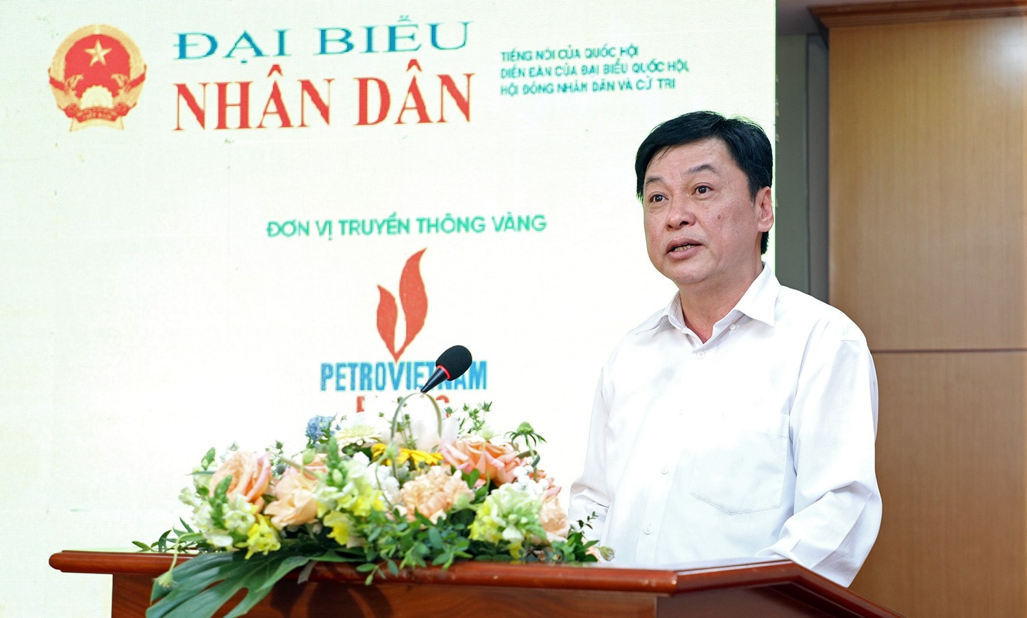 Phó Tổng Biên tập Báo Đại biểu Nhân dân Lê Thanh Kim phát biểu. Ảnh: Khánh Duy