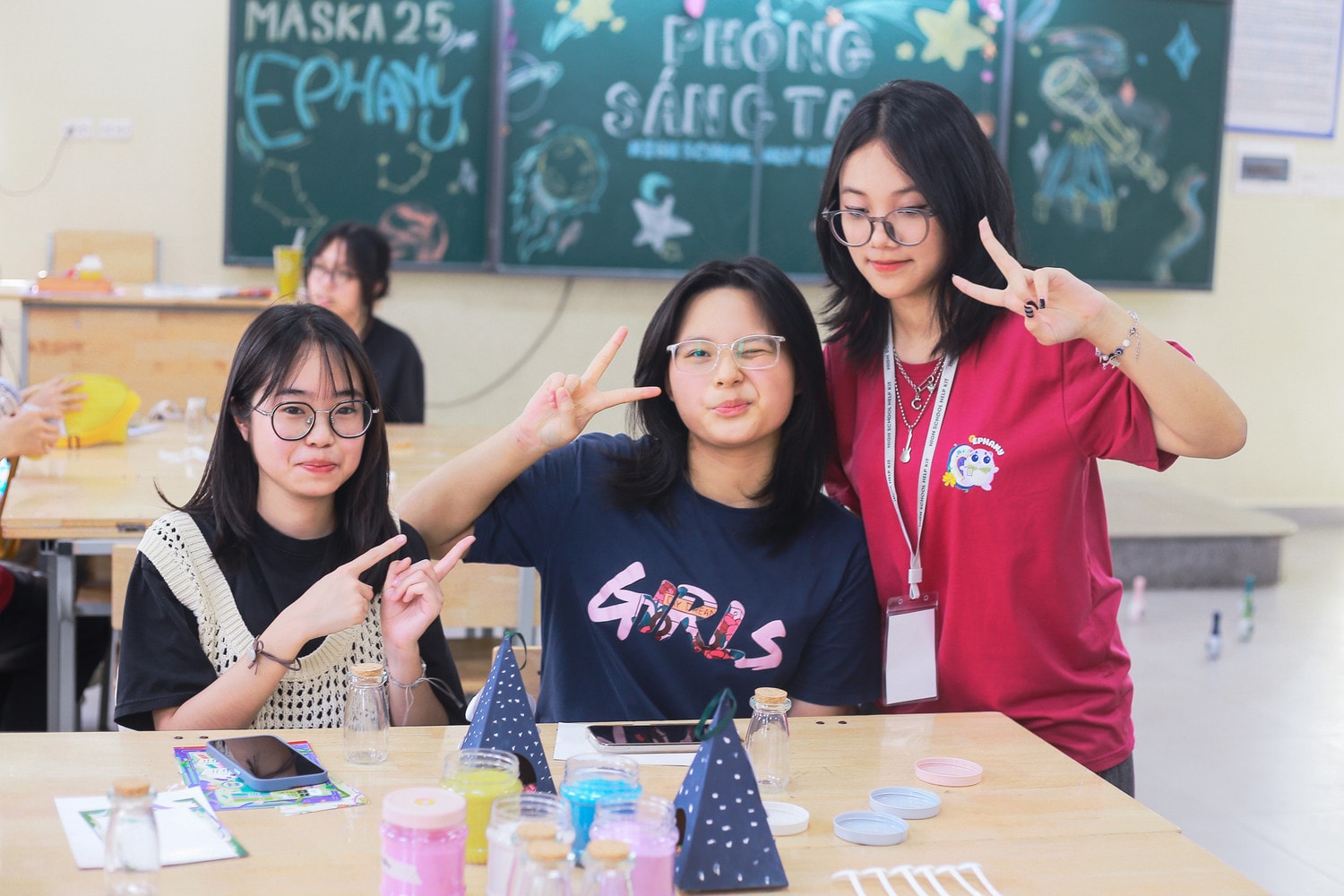 High School Help Kit được thành lập bởi nhóm học sinh đến từ các trường THPT Chuyên trên địa bàn TP. Hà Nội. Ảnh: BTC