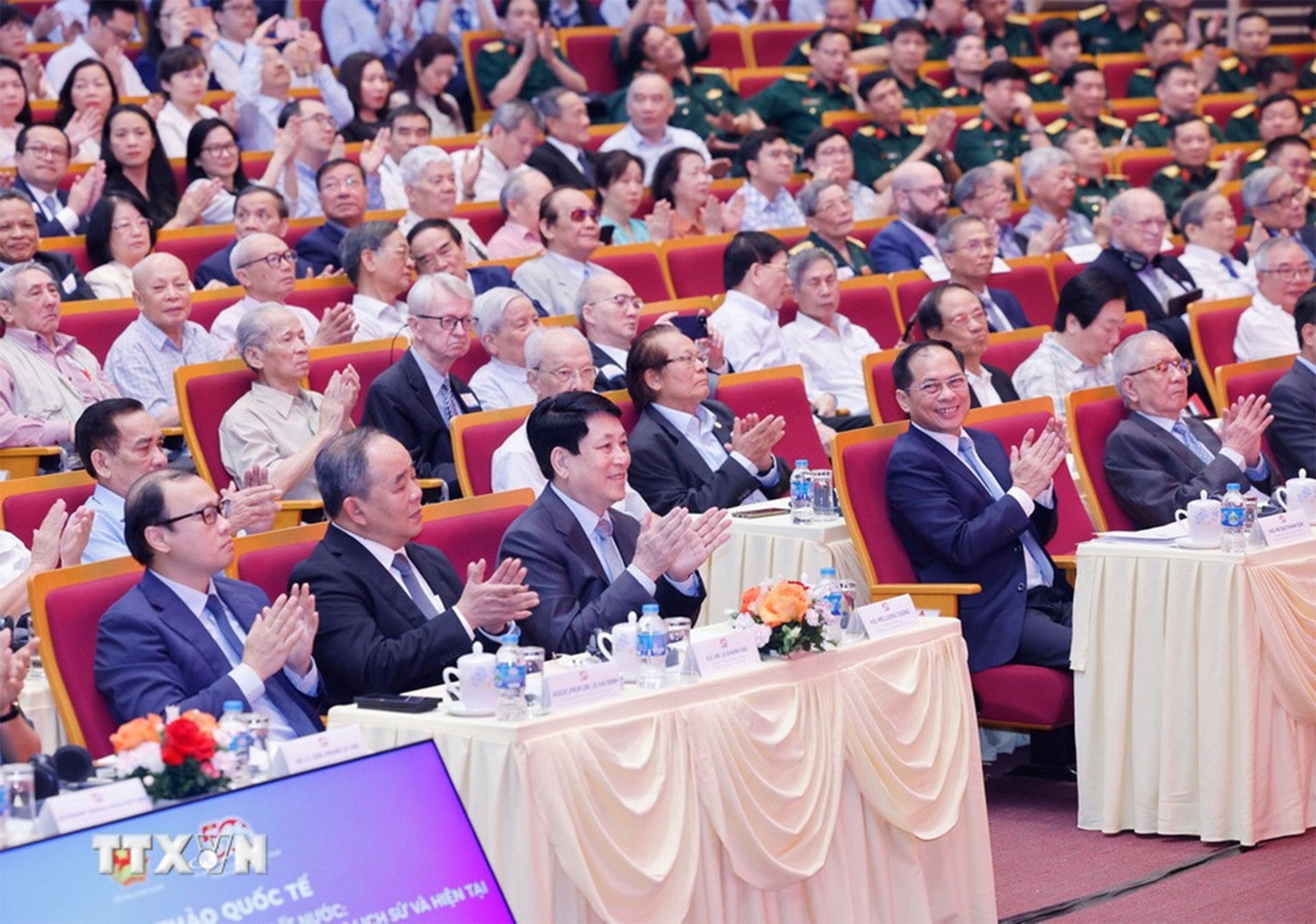 ctn-luong-cuong4.jpg