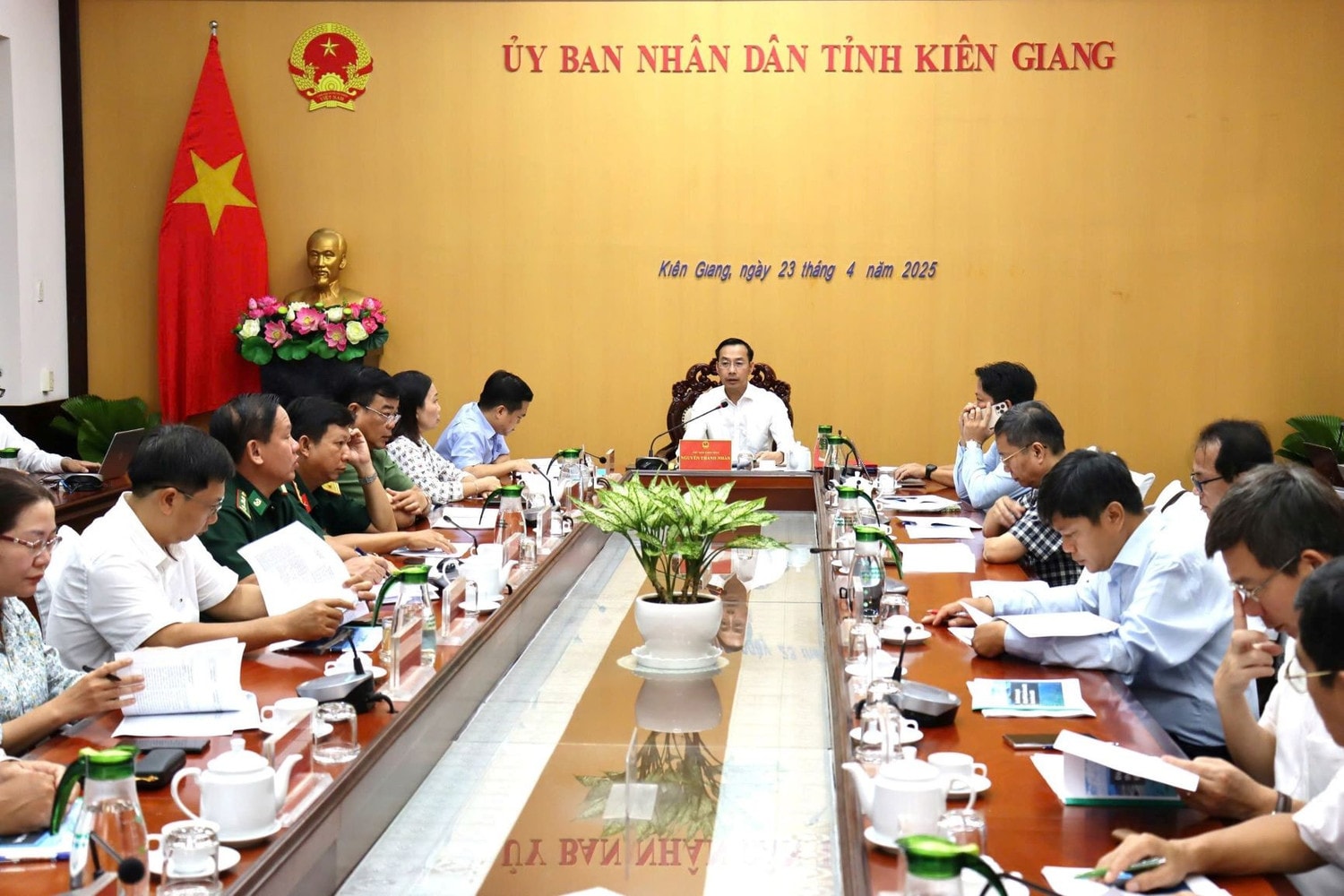ubnd-kien-giang-1.jpg