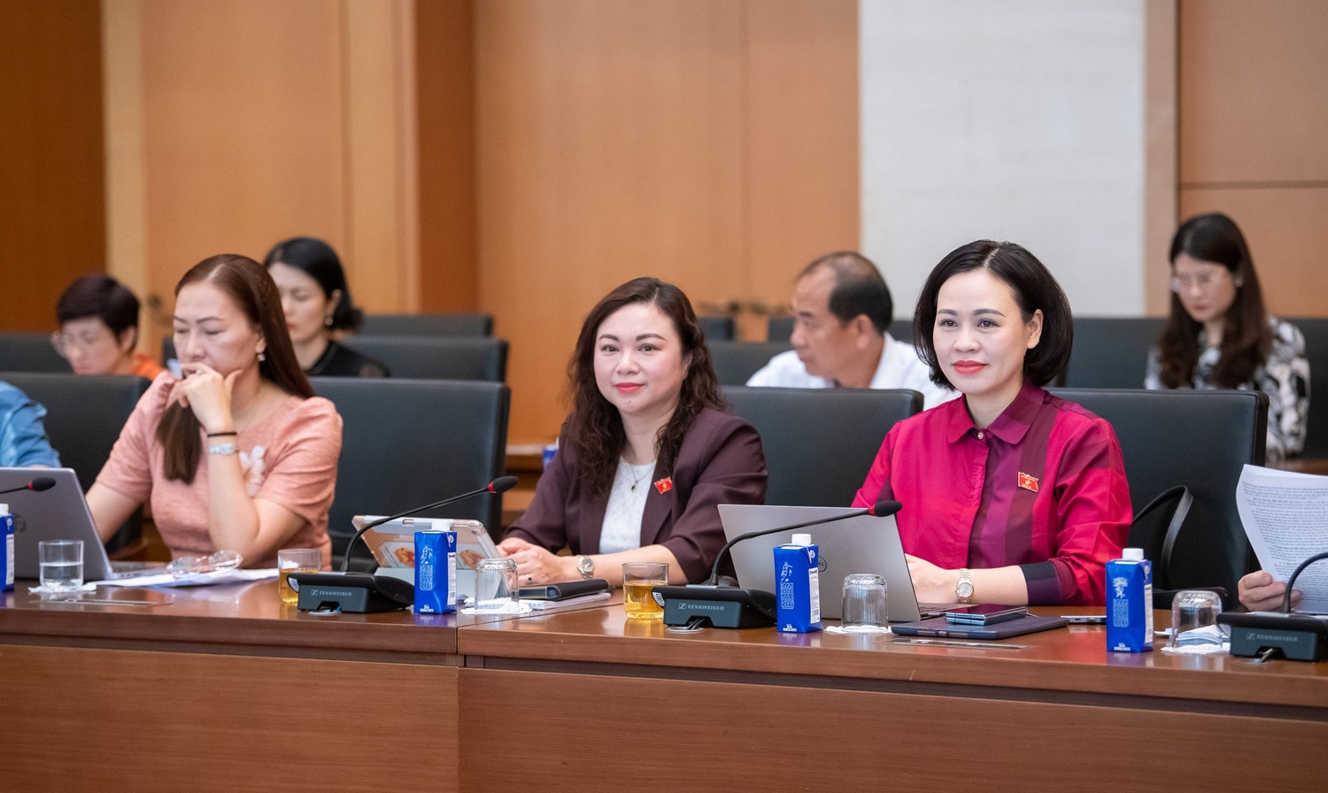 Các đại biểu dự phiên họp