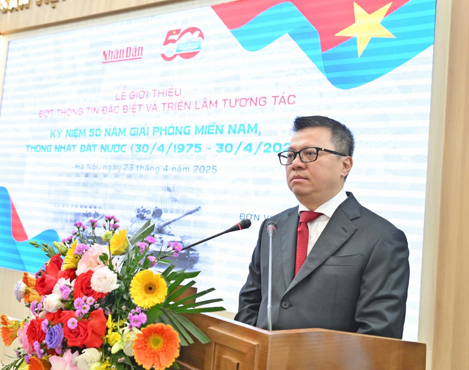 tbt-bao-nhandan-lequocminh1.jpg