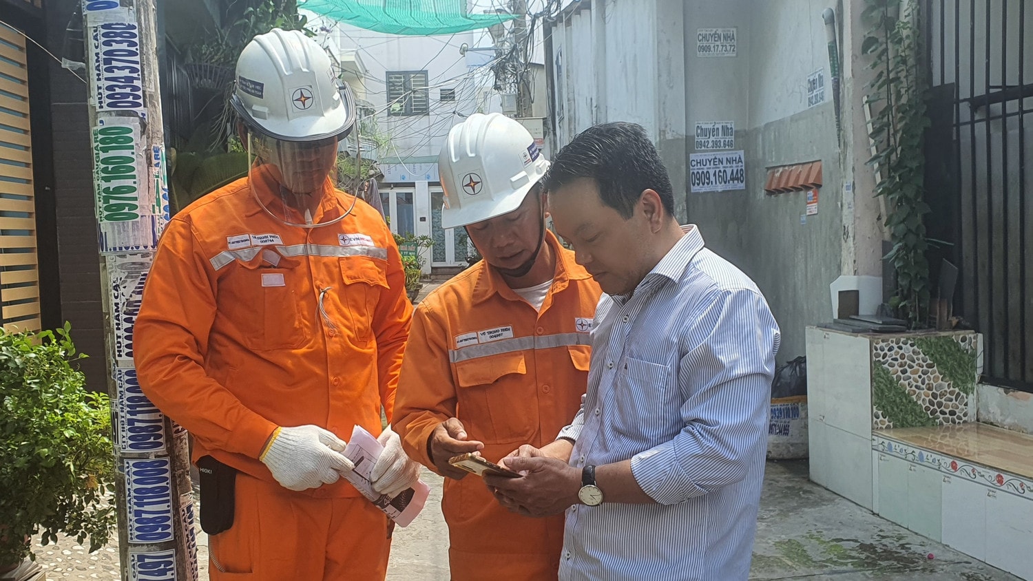 hinh-tuyen-truyen-app.jpg