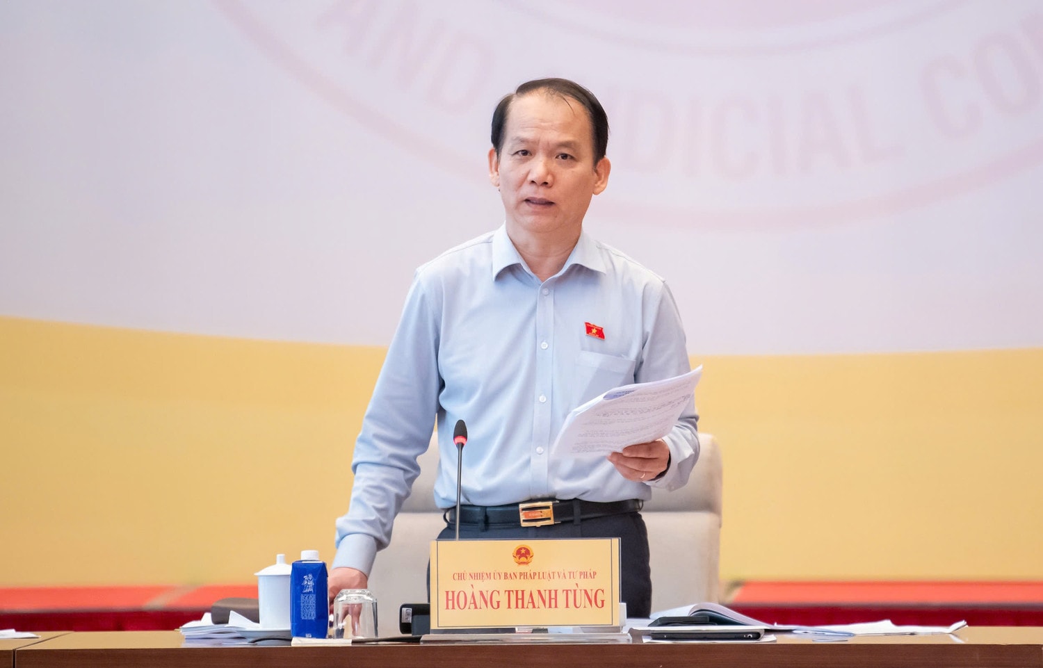 Chủ nhiệm Ủy ban Pháp luật và Tư pháp Hoàng Thanh Tùng phát biểu