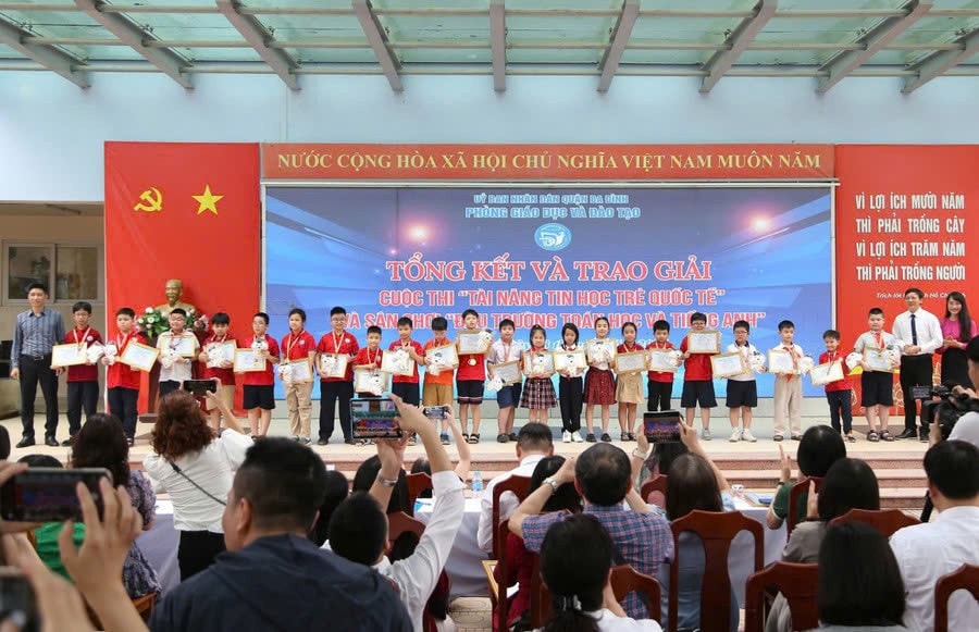 z6533836432188-2957fc5768ace380fd3c3ee15b165878.jpg