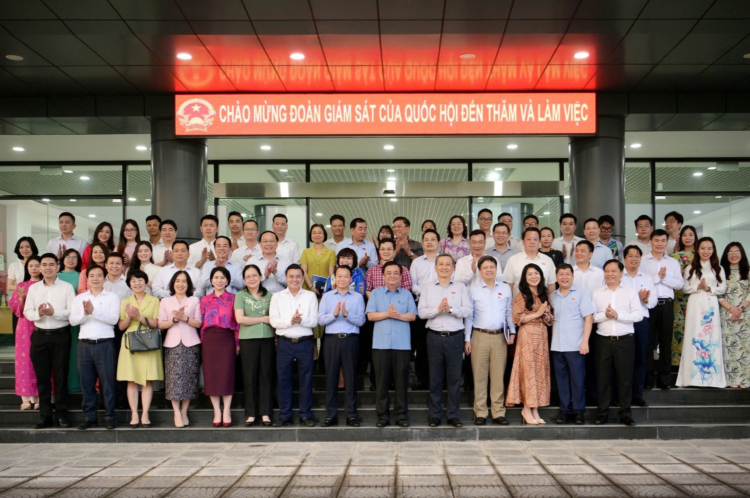 chup-anh.jpg