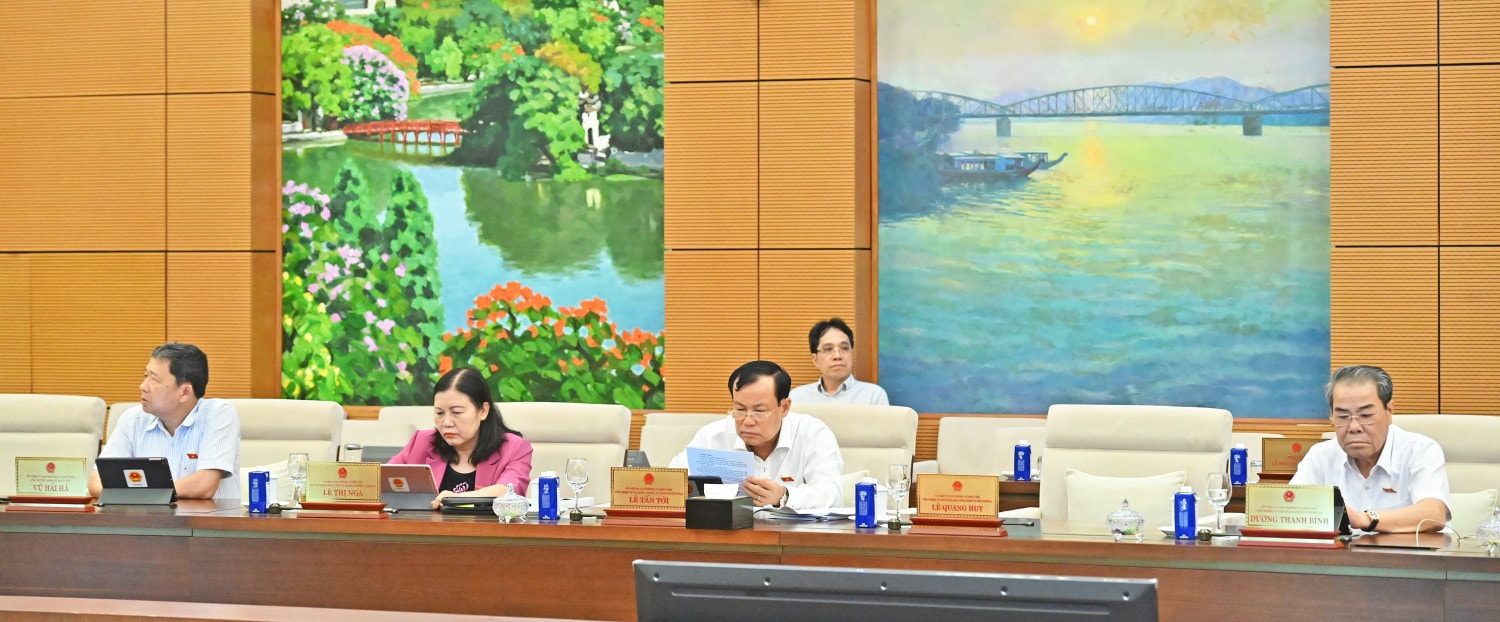 tv-chieu250404.jpg