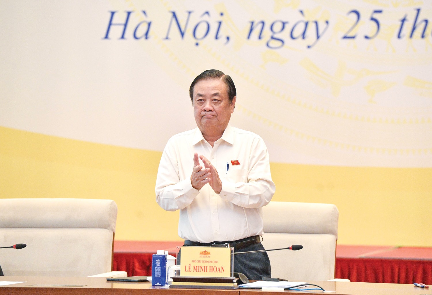 Phó Chủ tịch Quốc hội Lê Minh Hoan chủ trì Hội thảo về kiểm soát, khắc phục vấn đề ô nhiễm không khí ở các đô thị lớn. Ảnh: Hồ Long