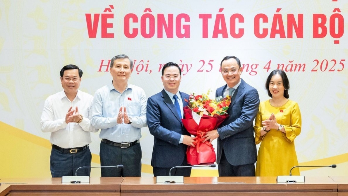 cong-bo-08-8087.jpg
