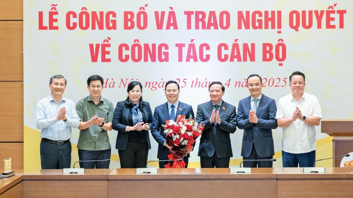 cong-bo01-523.jpg