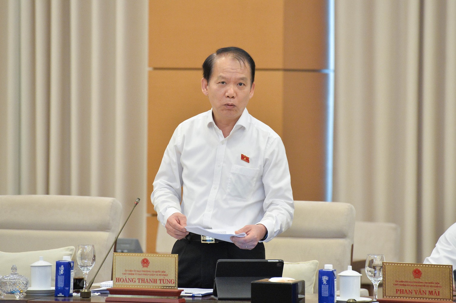 chu-nhiem-uy-ban-phap-luat-va-tu-phap-hoang-thanh-tung-1.jpg