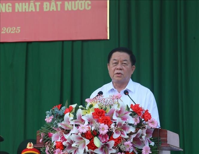 Trưởng Ban Tuyên giáo và Dân vận Trung ương Nguyễn Trọng Nghĩa phát biểu tại buổi thăm, tặng quà lực lượng A50. Ảnh: Sỹ Tuyên/TTXVN