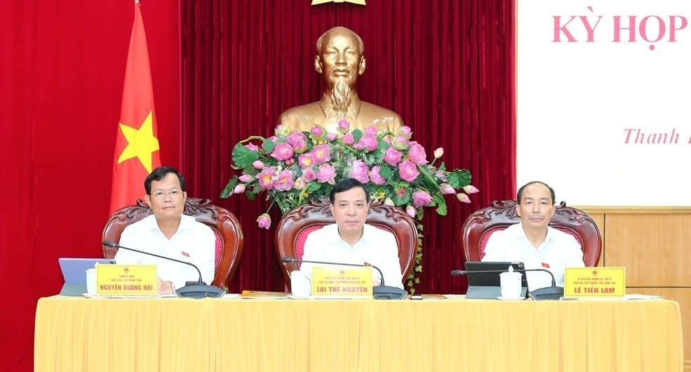Chủ tọa điều hành Kỳ họp thứ 28, HĐND tỉnh Thanh Hóa Khóa XVIII. Ảnh: Quốc Hương