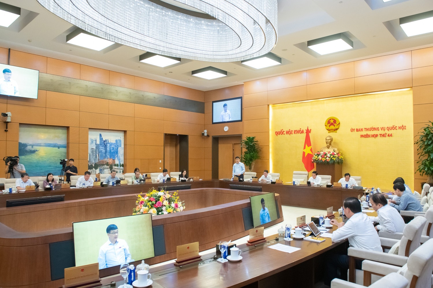 toan-canh-1.jpg