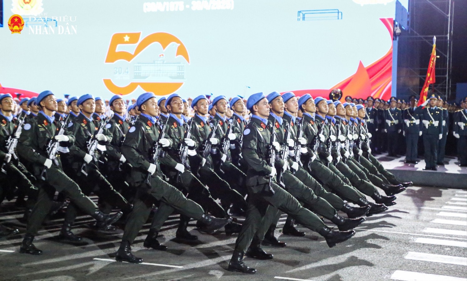 32-8984.jpg