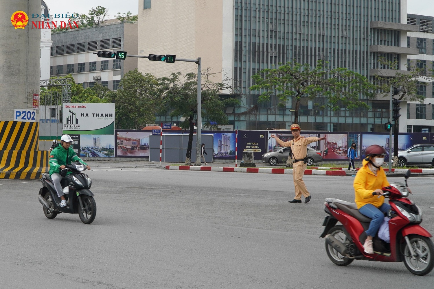 nut-giao-tran-vy-7.jpg