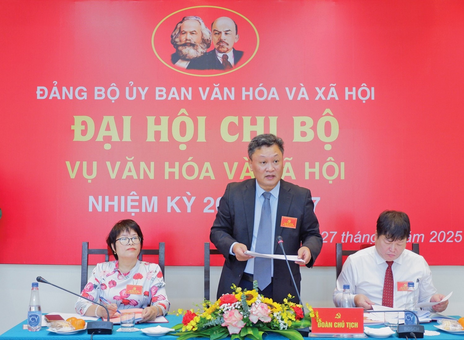 chi-bo-vu-van-hoa5.jpg