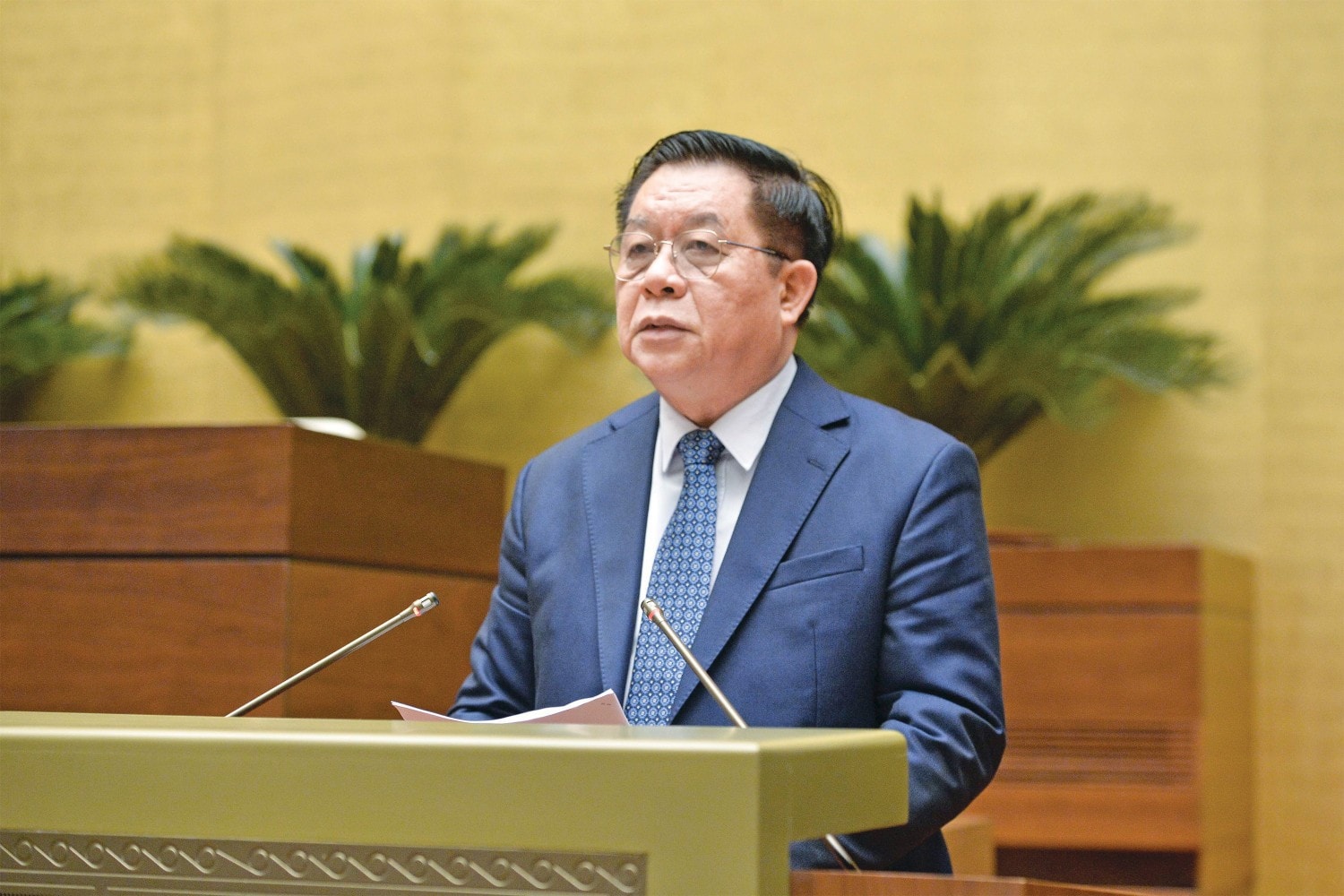 nguyen-trong-nghia.jpg