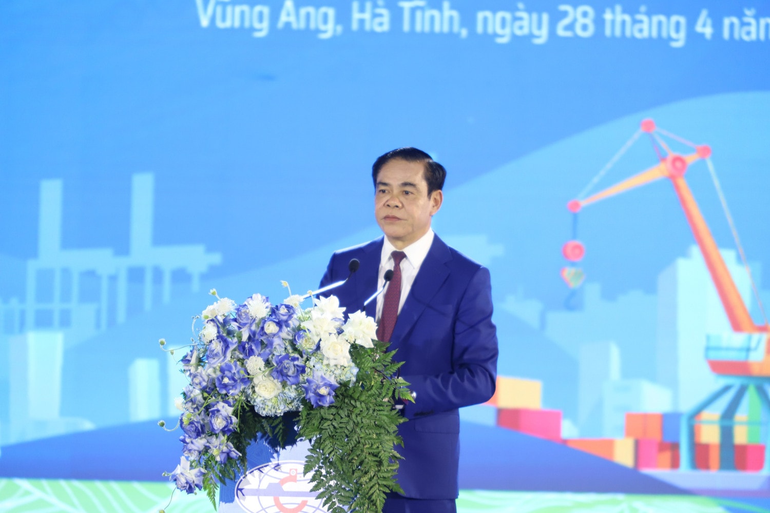 Chủ tịch UBND tỉnh Hà Tĩnh phát biểu tại buổi lễ