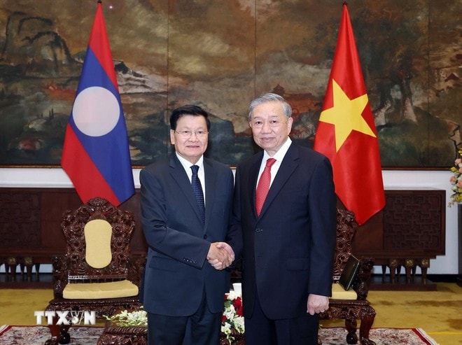 Tổng Bí thư Tô Lâm hội kiến Tổng Bí thư, Chủ tịch nước Lào Thongloun Sisoulith. Ảnh: Thống Nhất/TTXVN