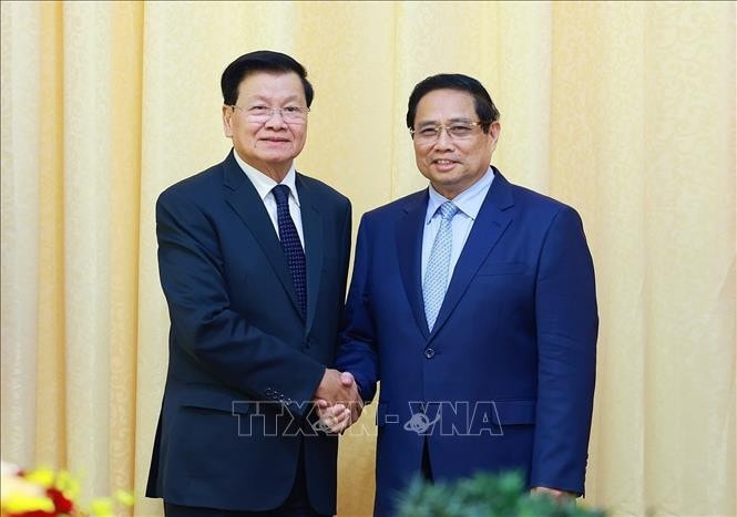 Thủ tướng Phạm Minh Chính hội kiến Tổng Bí thư, Chủ tịch nước Lào Thongloun Sisoulith. Ảnh: Dương Giang/TTXVN