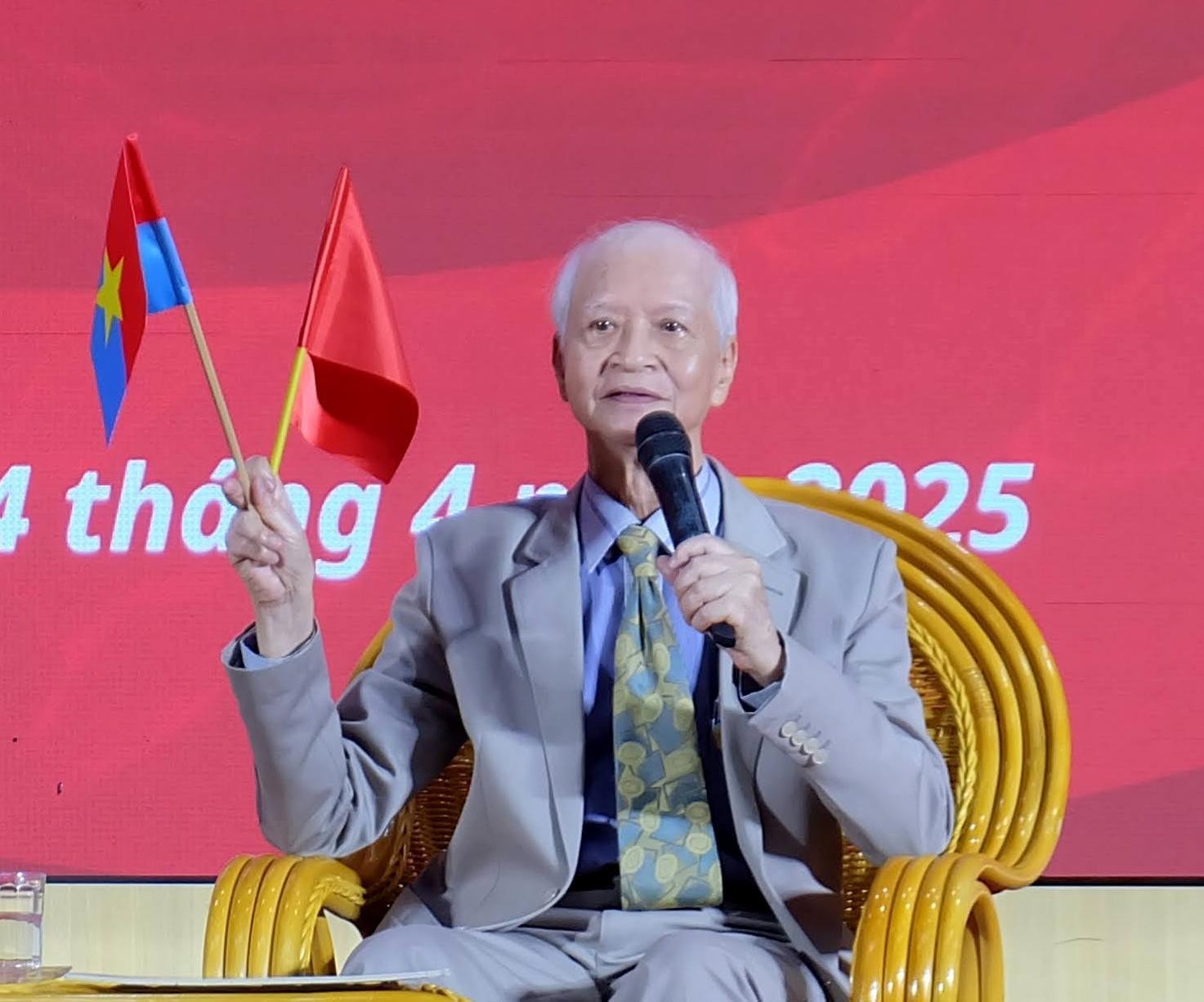 KTS. Nguyễn Hữu Thái, nguyên Chủ tịch Tổng hội Sinh viên Sài Gòn (1963 - 1964) chia sẻ về khoảnh khắc lịch sử trong ngày giải phóng
