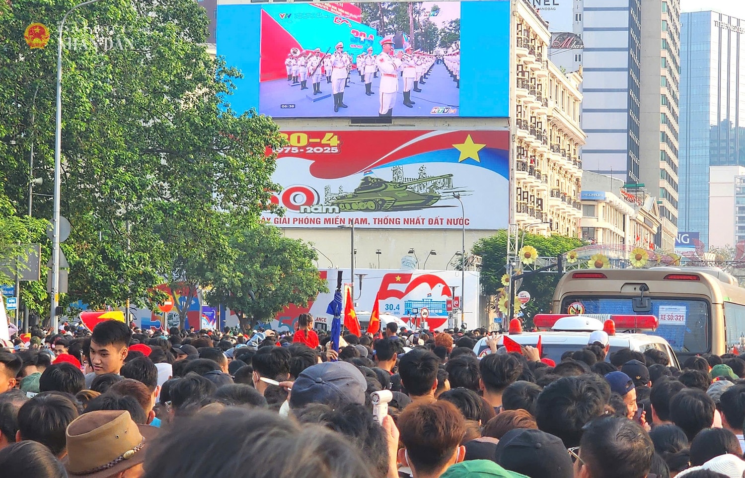 nguoidan2.jpg