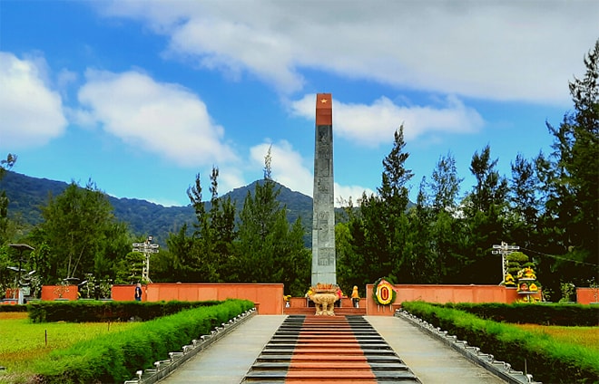 Nghia trang Hang Duong