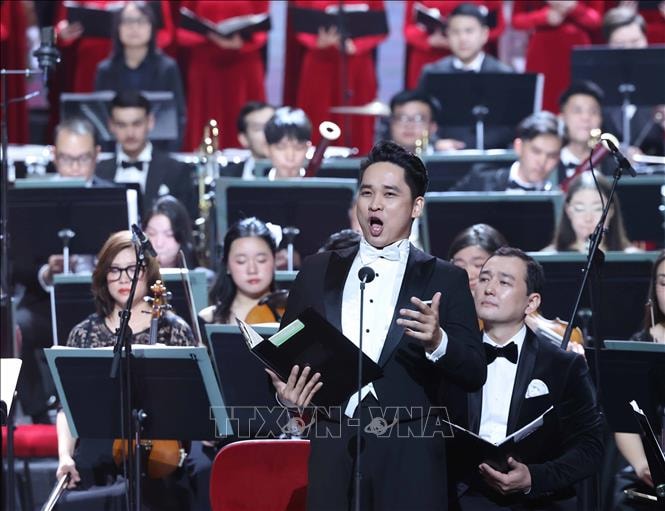 Chương trình hòa nhạc hữu nghị Việt Nam - Kazakhstan. Ảnh: Thống Nhất/TTXVN