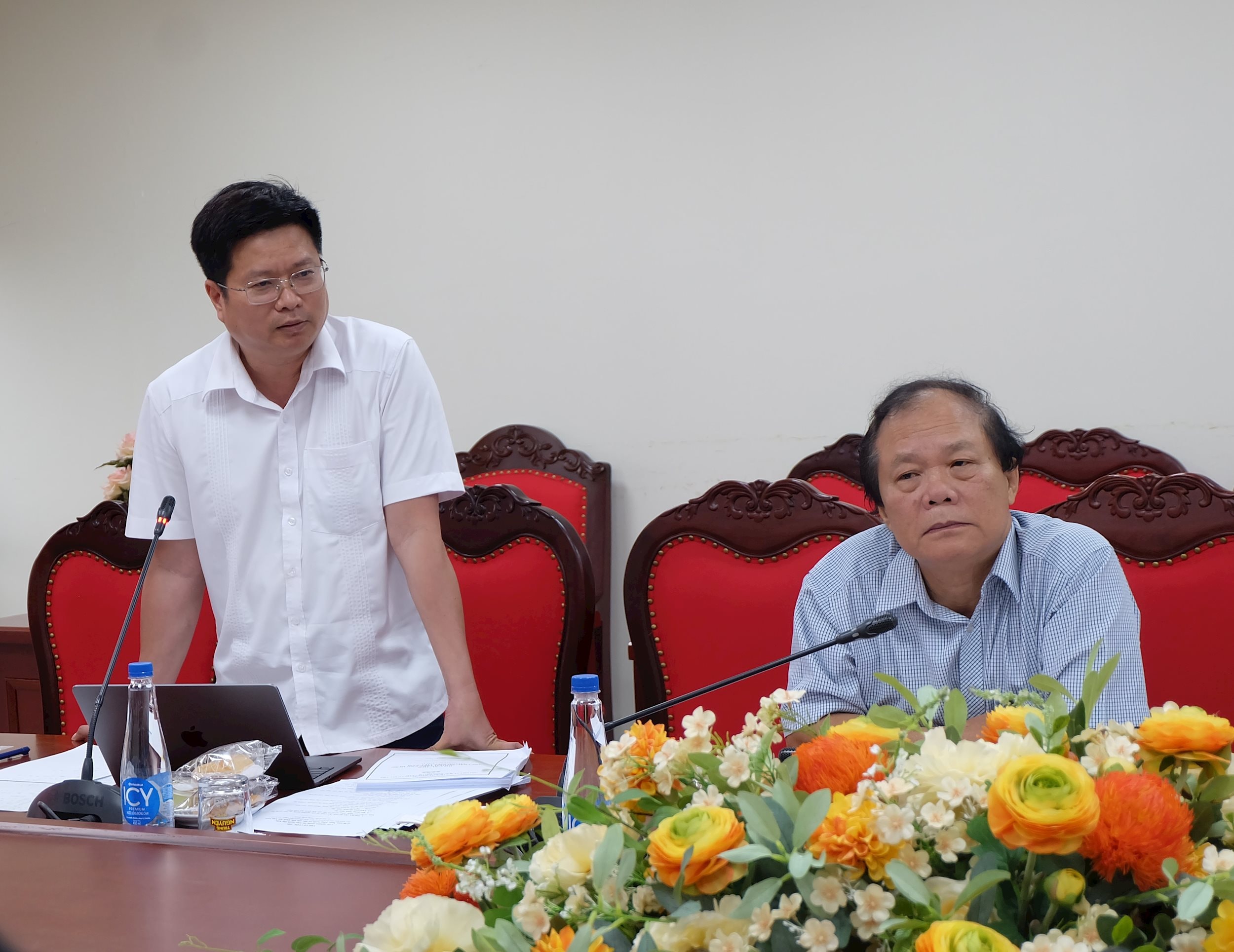 Gop y bo cau hoi 80 nam QHVN5