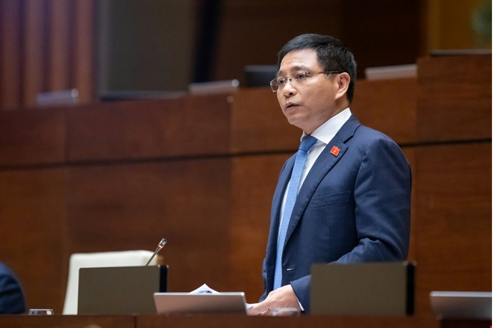 Bộ trưởng Bộ Tài chính Nguyễn Văn Thắng giải trình trước QH về Luật Thuế tiệu thụ đặc biệt (sửa đổi).