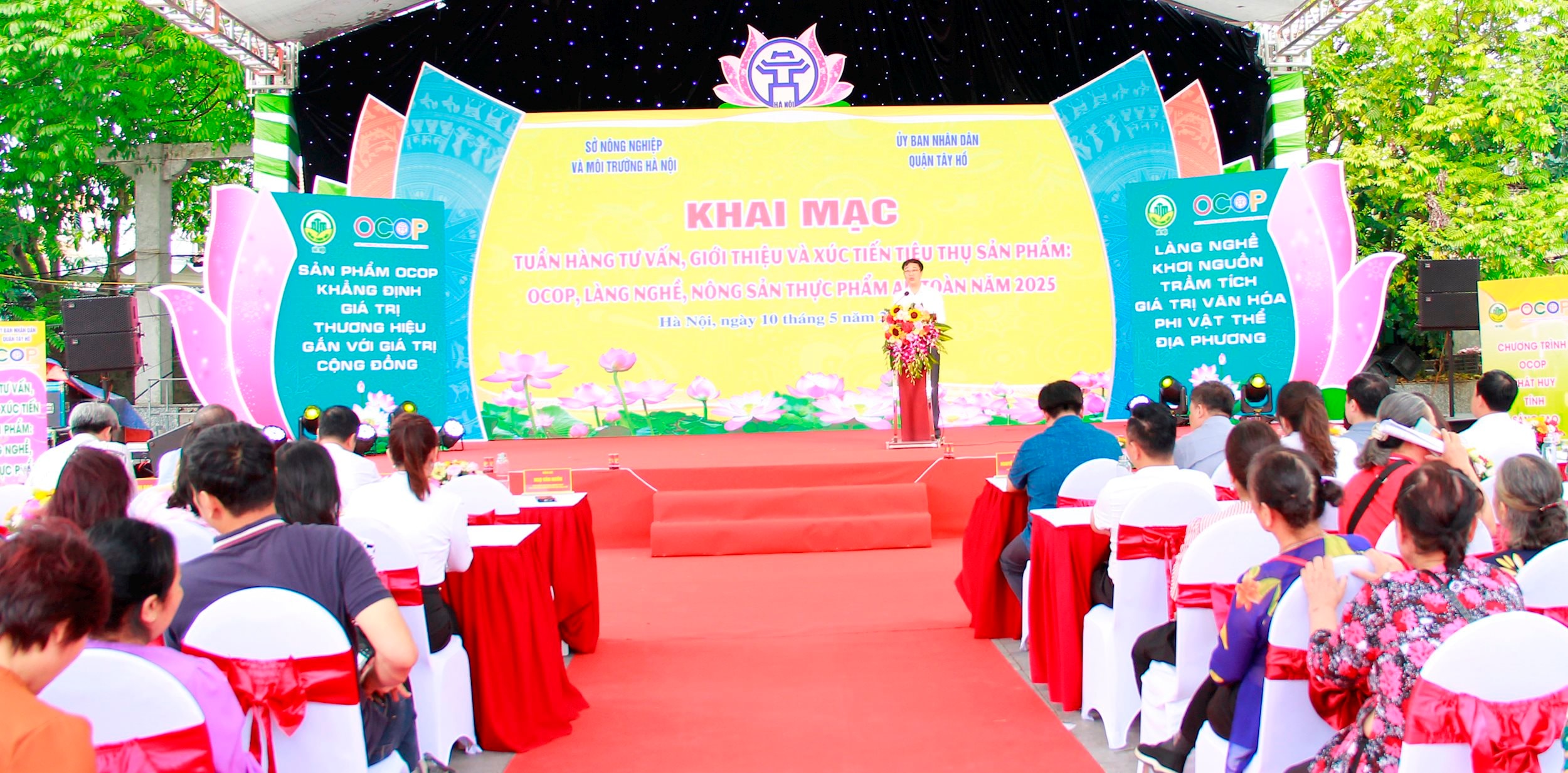 Toàn cảnh buổi lễ