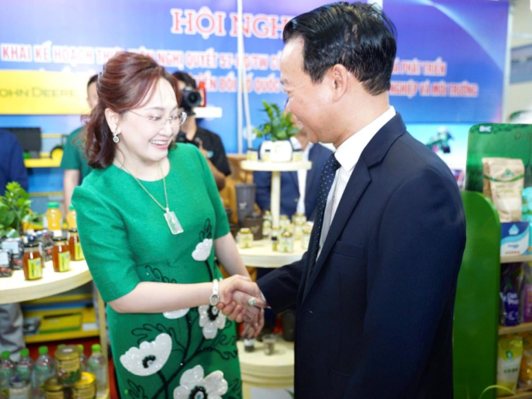 7d80d7a9-cfa2-49c2-b0a1-c5f9a2e88a36.png