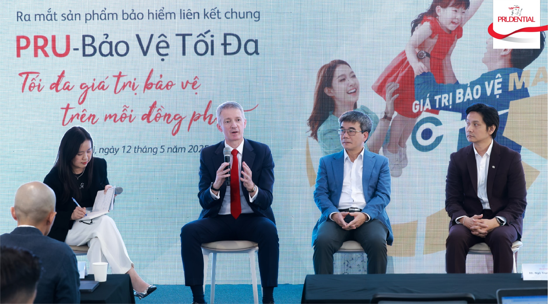 Đại diện Prudential và Hiệp hội Bào hiểm chia sẻ thông tin tại sự kiện2
