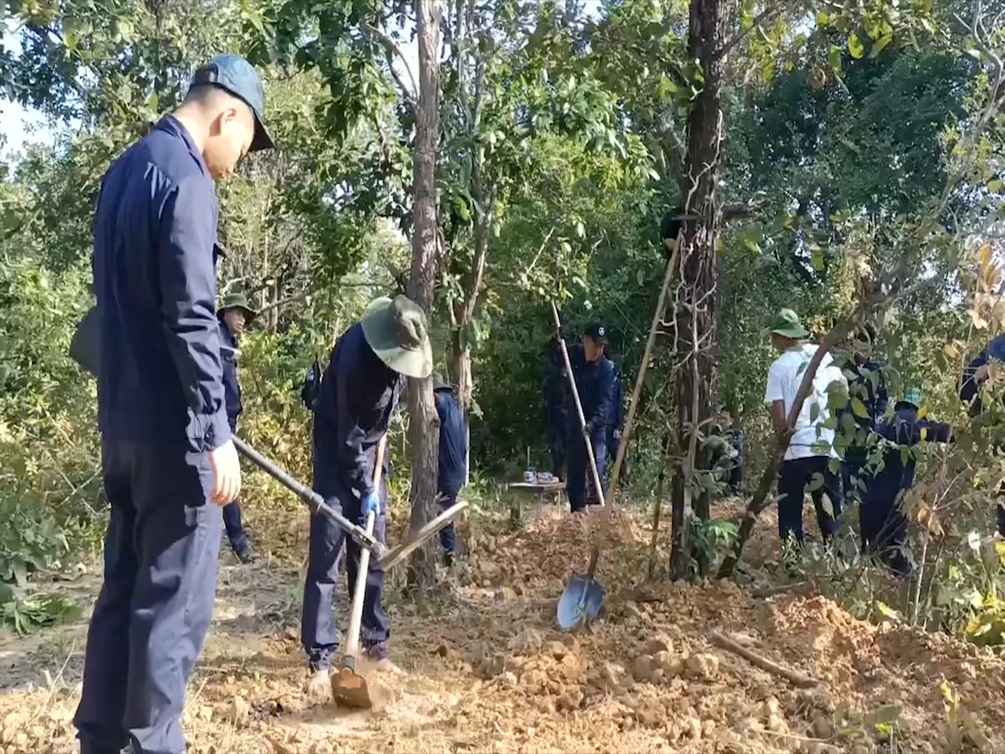 Đội 584, Bộ Chỉ huy quân