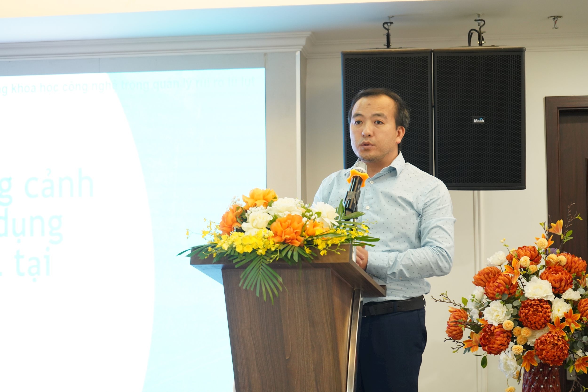 TS Vũ Cảnh Toàn, Phụ trách Kỹ thuật Tổ chức ISET Việt Nam Chia sẻ kinh nghiệm từ dự án ZCRA về ứng dụng công nghệ trong cảnh báo lũ sớm tại Thành phố Huế
