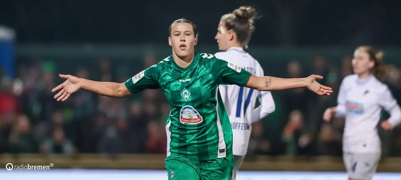 larissa-muehlhaus.jpg