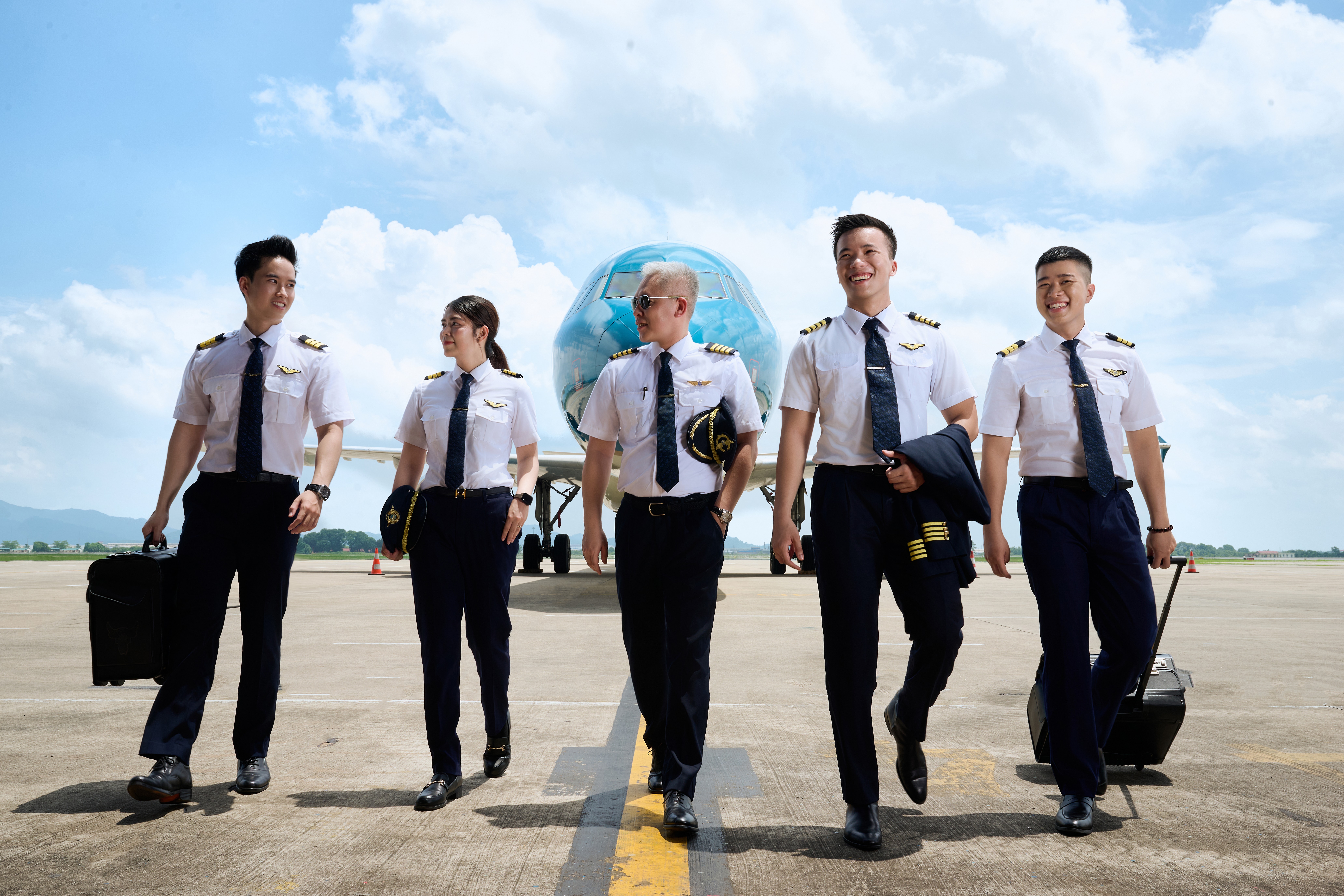 Ảnh 1. Vietnam Airlines sẽ chuyển toàn bộ các chuyến bay nội địa tại sân bay Tân Sơn Nhất sang khai thác tại nhà ga T3 mới. Ảnh VNA (1)