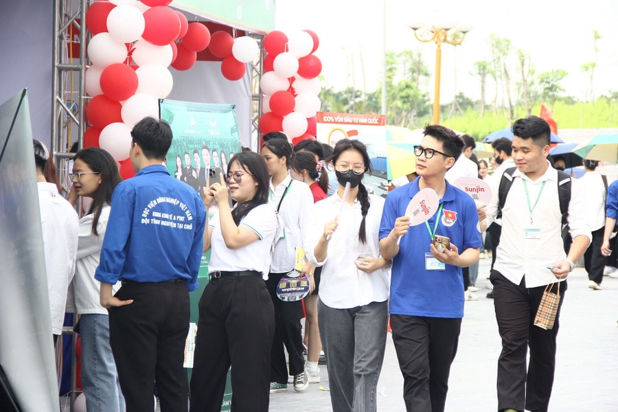ngayhoivieclam-7.jpg