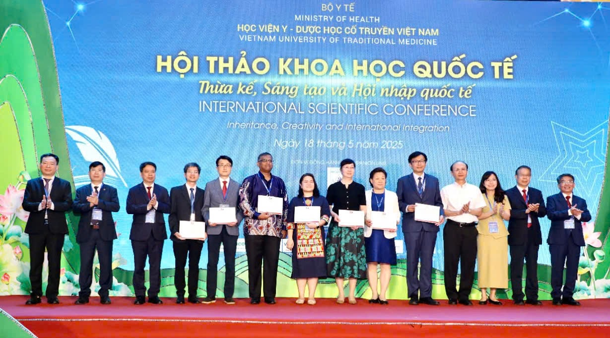 ebe18706c51870462909(1).jpg