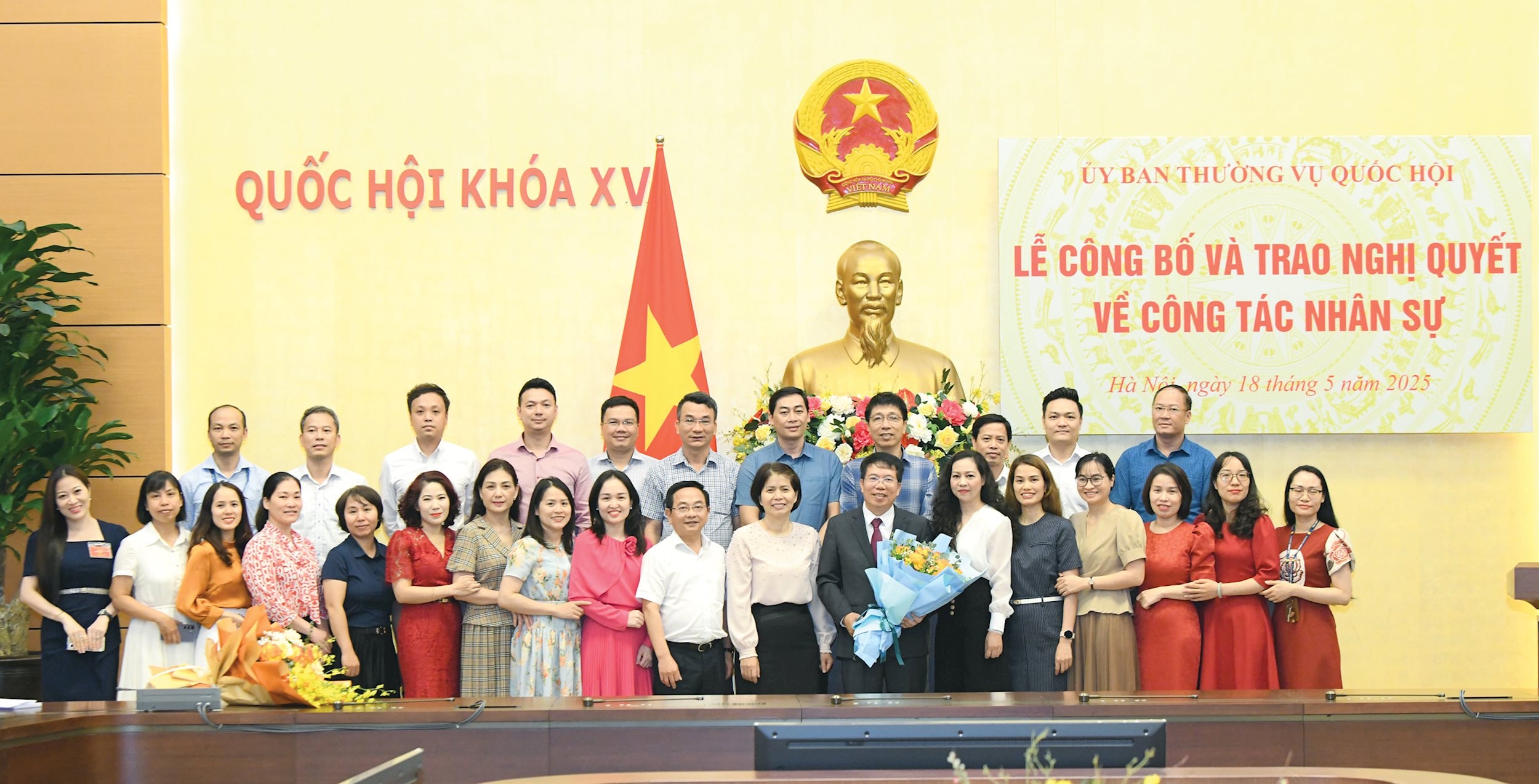 nghi-quyet8.jpg
