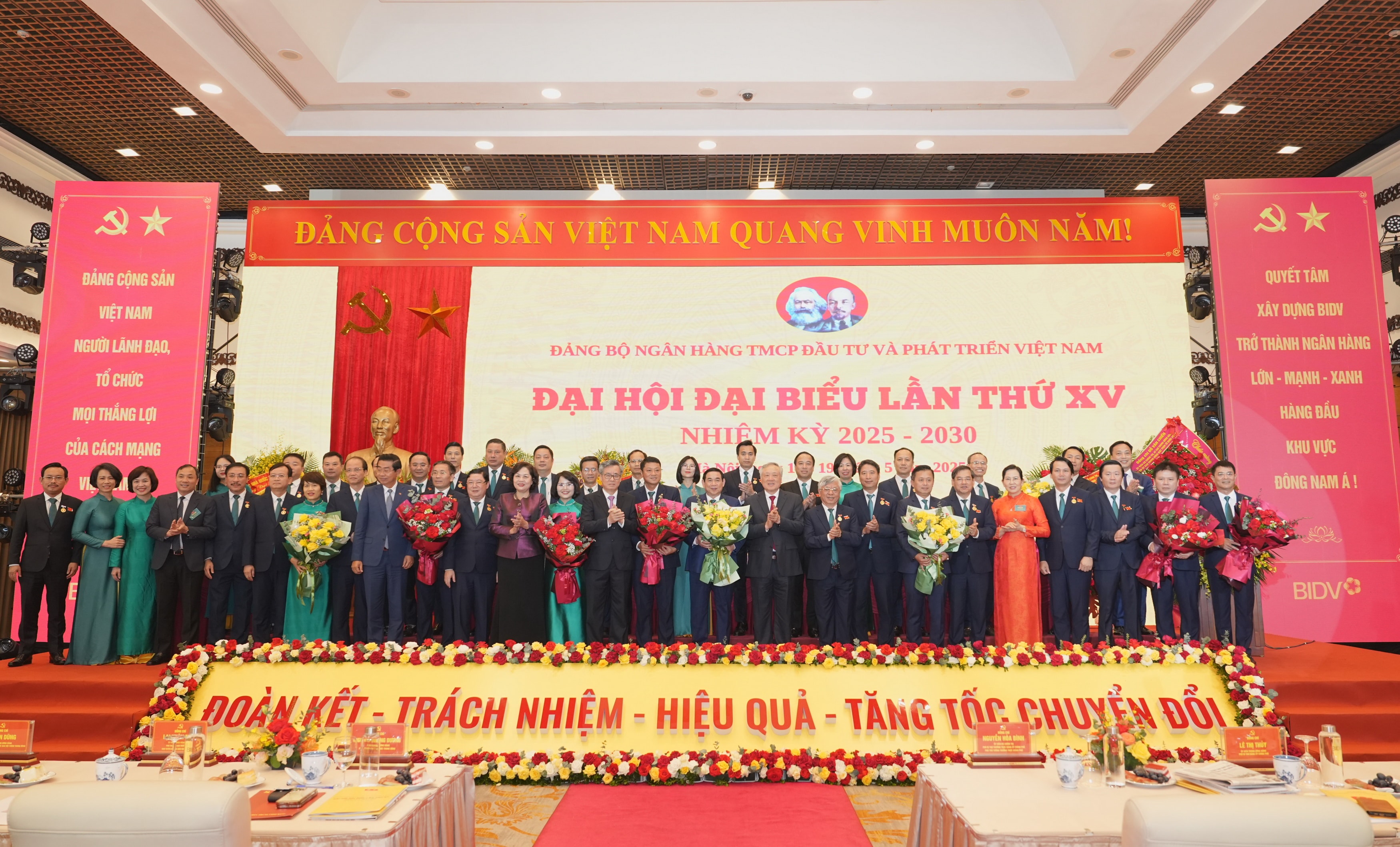 Anh 04