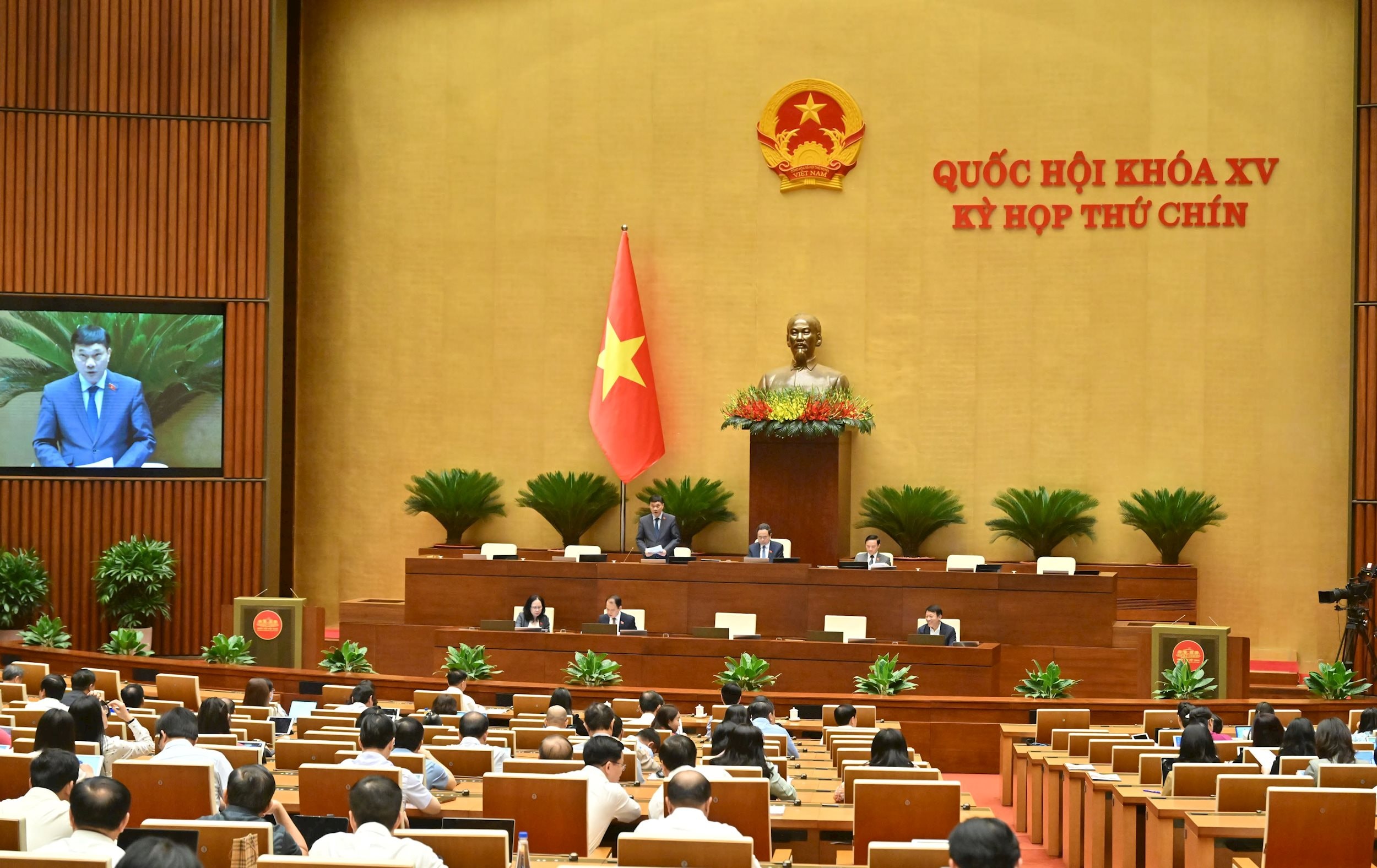Toàn cảnh phiên họpVQK_9866