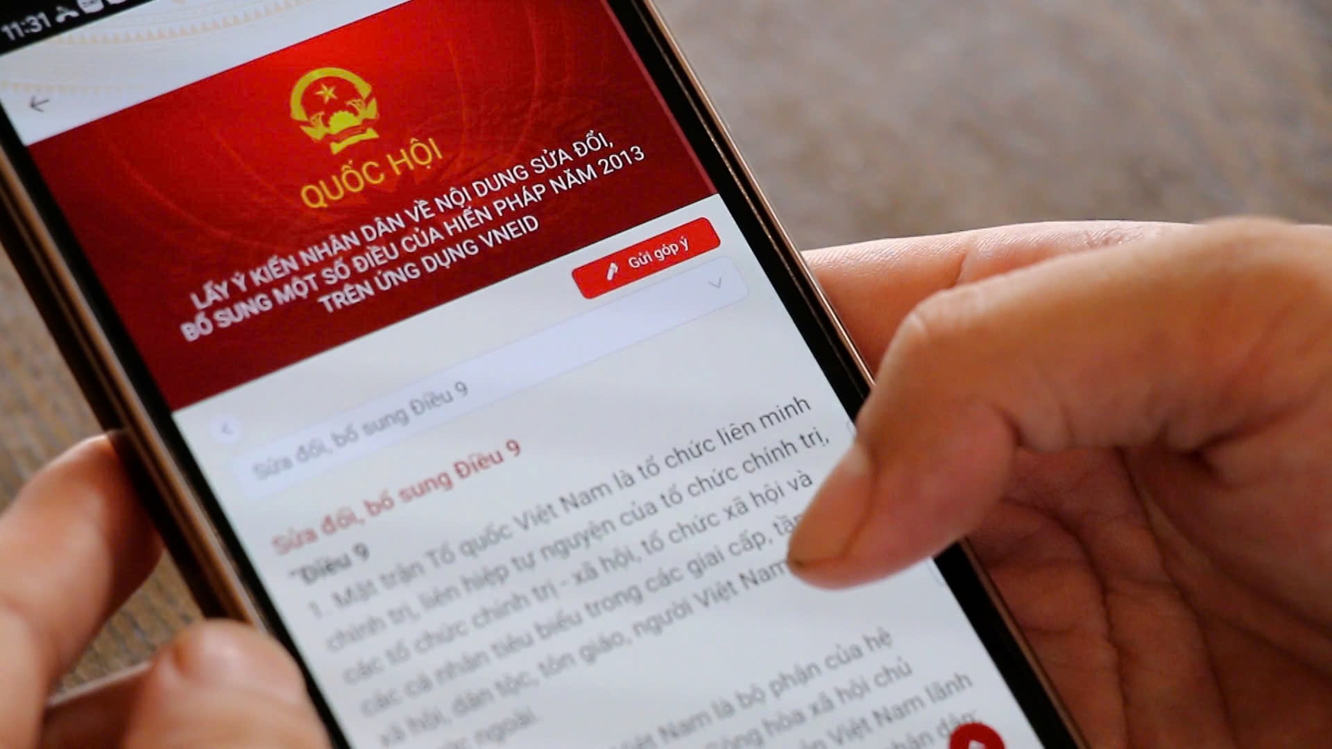 Học viên, sinh viên TP. Hồ Chí Minh tích cực tham gia góp ý sửa đổi Hiến pháp qua VNeID 