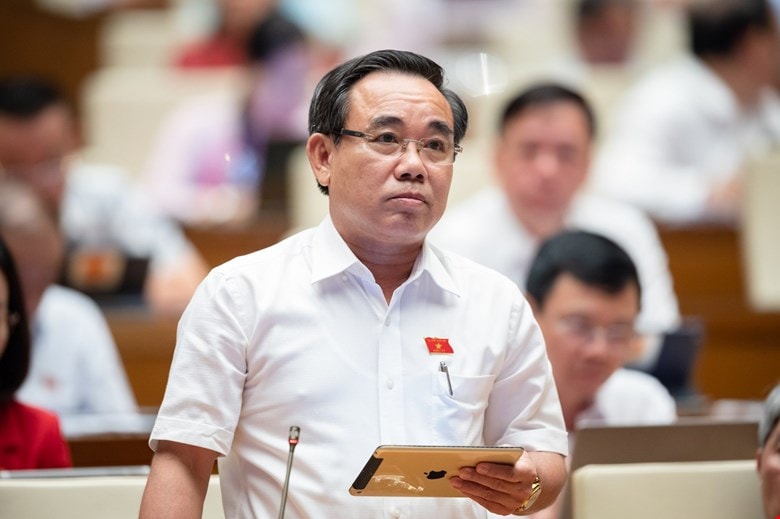 ĐB LÊ HỮU TRÍ