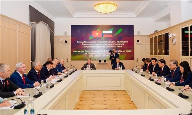 The meeting between Vietnamese Party General Secretary To Lam and Chairman of the State Duma of the Federal Assembly of the Russian Federation Vyacheslav Volodin in Moscow on May 10. (Photo: VNA) The meeting between Vietnamese Party General Secretary To Lam and Chairman of the State Duma of the Federal Assembly of the Russian Federation Vyacheslav Volodin in Moscow on May 10. (Photo: VNA)